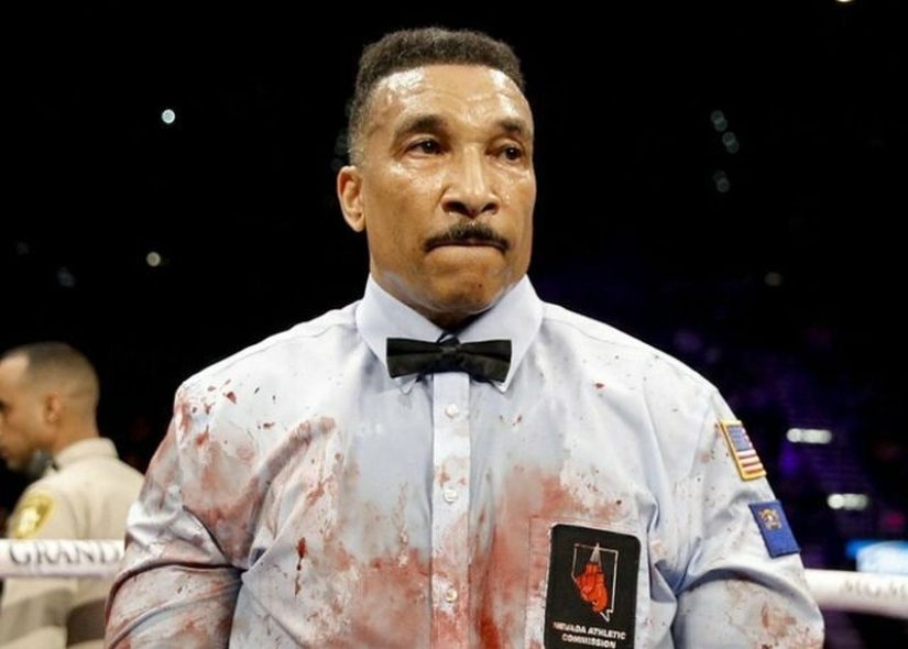 Photoshop battle: the judge after the "bloody" boxing match