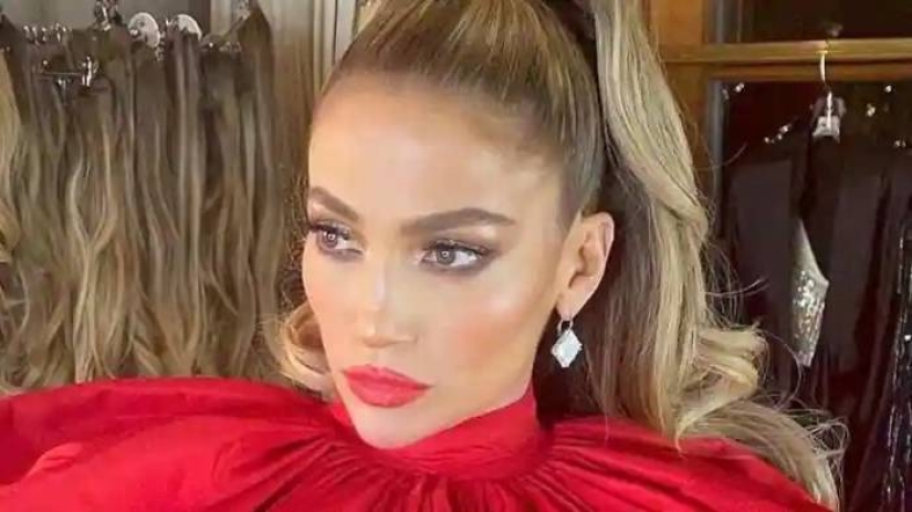 Piel de delfín: una nueva tendencia de belleza de las celebrities