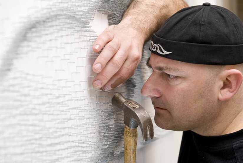 Pinturas hechas de clavos