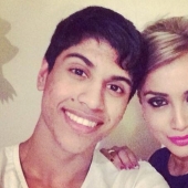 Plastic surgery, genetics or unknown secrets of youth? 40-year-old mom looks better than modern schoolgirls