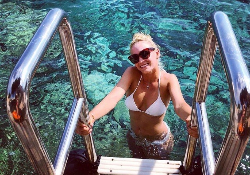 Playas, palmeras y bikinis: cómo pasan las vacaciones de Año Nuevo los mejores tenistas del mundo