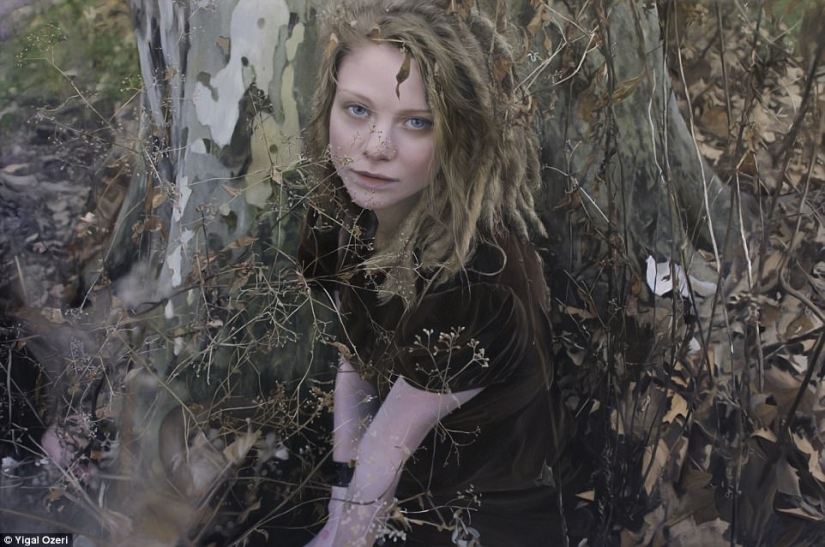 Pocas personas pueden ver lo que está mal con estas fotos de mujeres Pocas personas pueden ver lo que está mal con estas fotos de mujeres