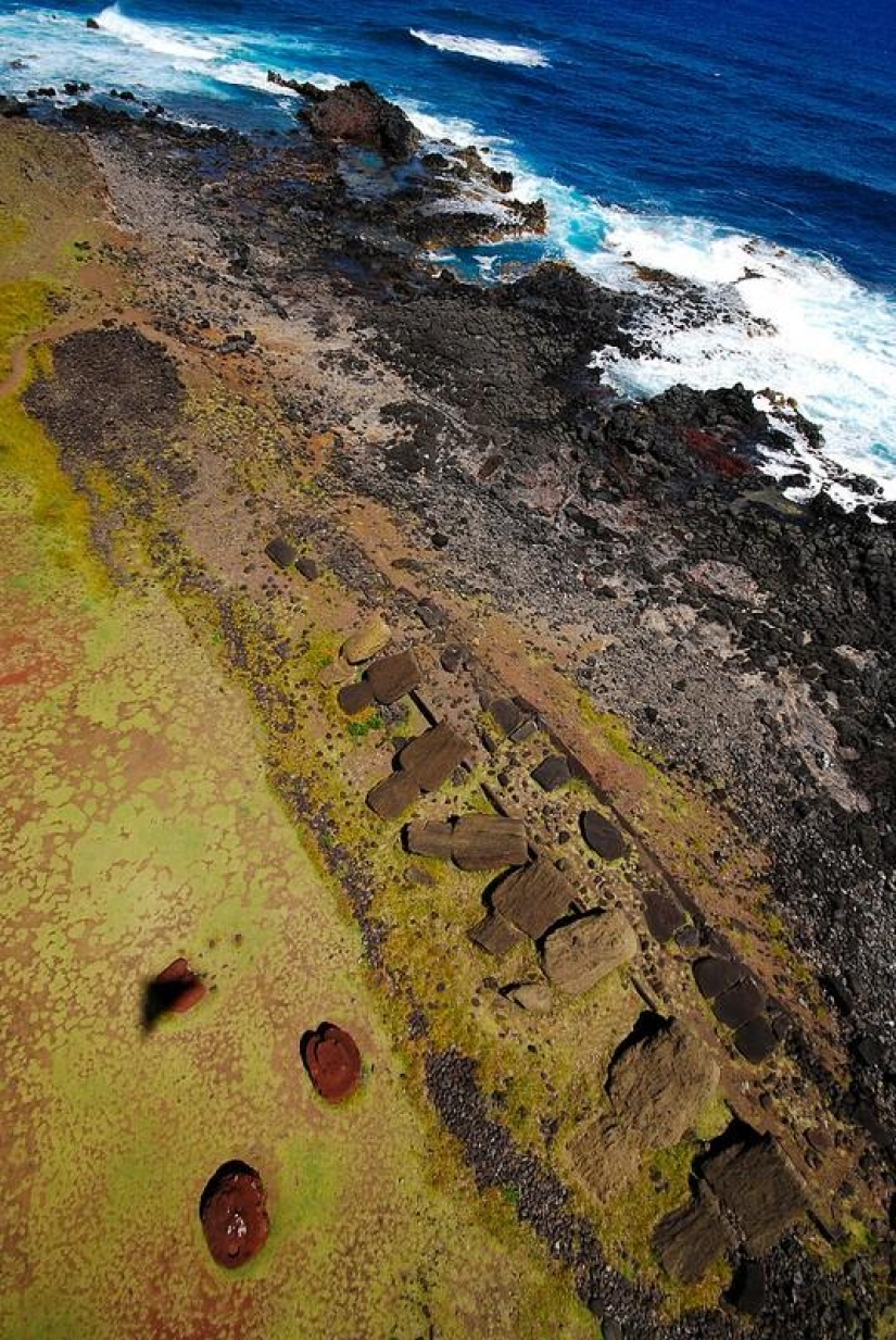 Polynesian paradise from the height of a kite