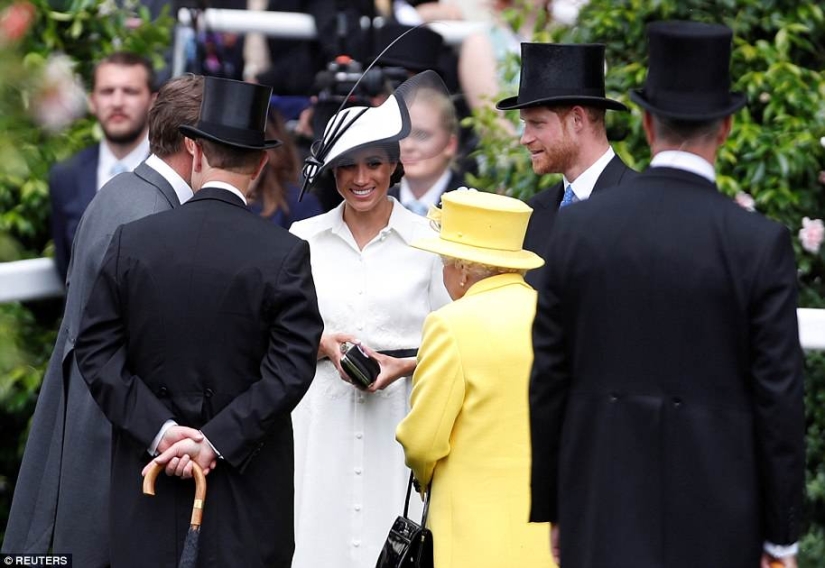 Por la mañana, la princesa, por la noche, la rana borracha: el primer día de carreras comenzó en Ascot