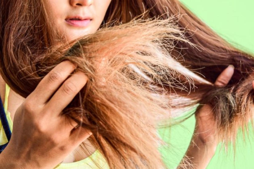 ¿Por qué es mejor no lavarse el pelo en la ducha?