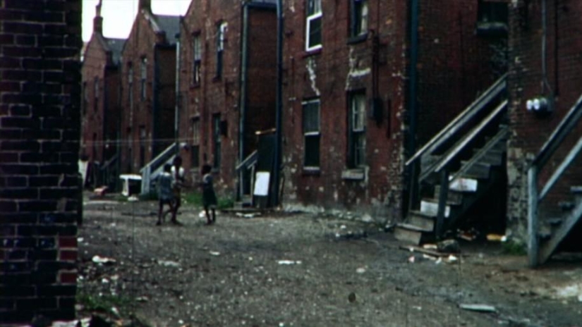 Por qué no construyen casas estándar en los Estados Unidos, como en la URSS