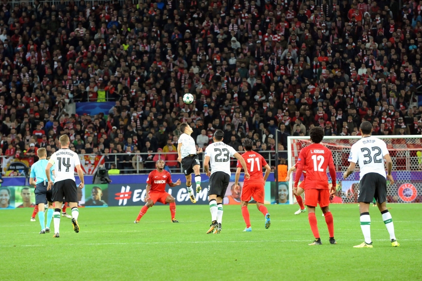 ¿Por sus oraciones o por sus propios esfuerzos? El Spartak frenó al Liverpool