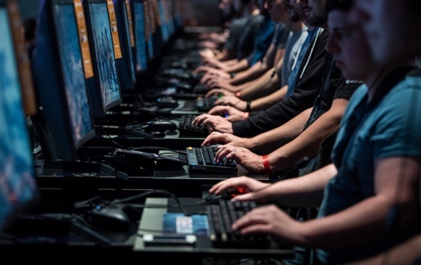 "Porno pesado": cómo son encarcelados en Rusia por ver videos para adultos