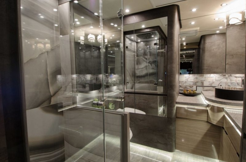 Porsche has introduced a mobile home for billionaires