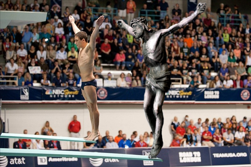 Proyecto fotográfico "Jesús está en todas partes" Proyecto fotográfico "Jesús está en todas partes"