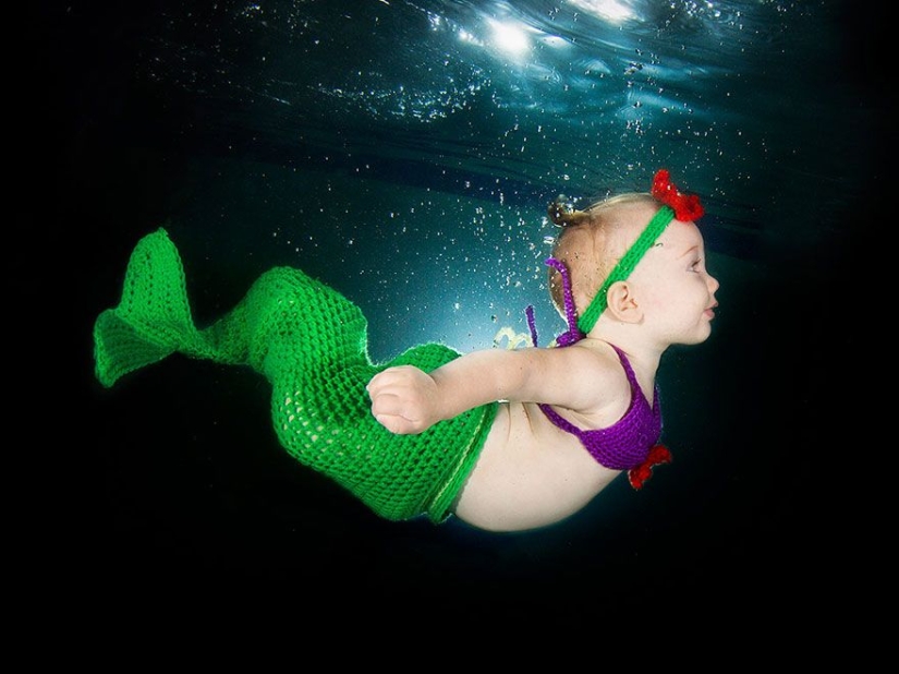 Proyecto fotográfico encantador-niños bajo el agua