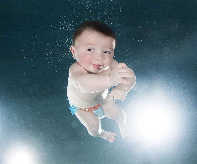 Proyecto fotográfico encantador-niños bajo el agua