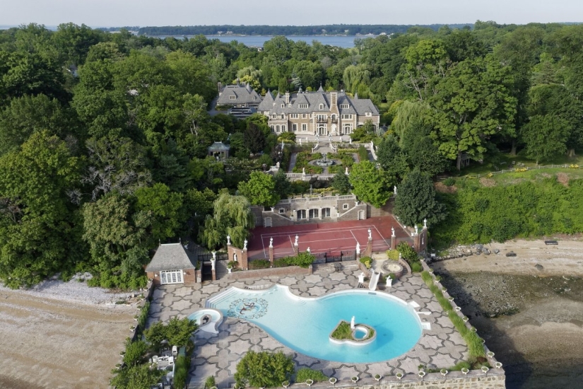 Qué aspecto tiene la casa de un multimillonario que emigró de la URSS, con un valor de 85 millones de dólares Qué aspecto tiene la casa de un multimillonario que emigró de la URSS, con un valor de 85 millones de dólares