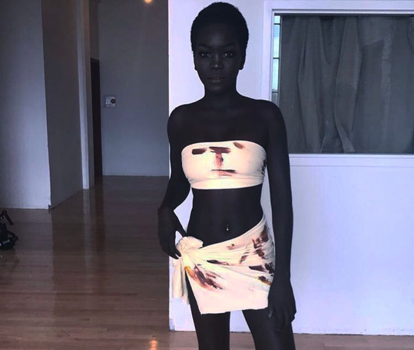 Queen of Darkness: dark-skinned beauty made a splash in the fashion world