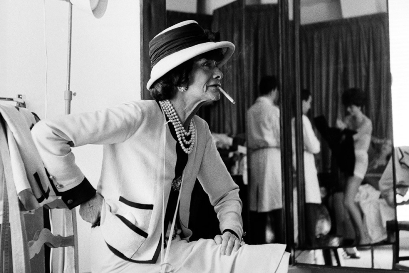 Rare pictures of Hollywood stars by Douglas Kirkland were brought to Russia for the first time