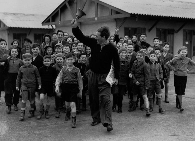 Rare pictures of the British special operation to save children during the Holocaust Rare pictures of the British special operation to save children during the Holocaust
