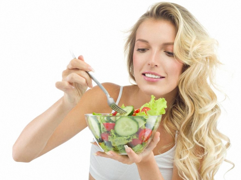 Refréscate por dentro: qué comer y beber en los días calurosos