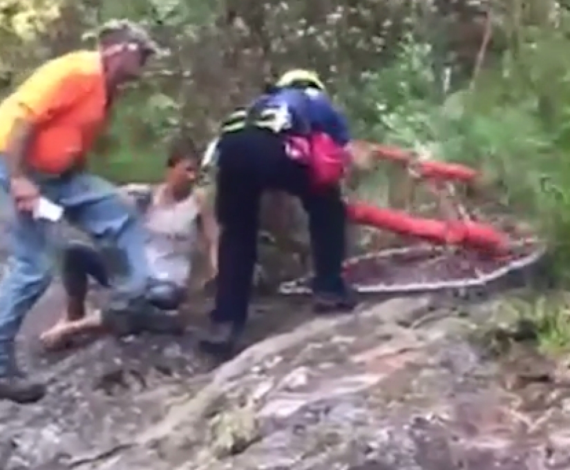 Rescate milagroso: Un instructor de yoga pasó dos semanas en la jungla y fue encontrado ileso