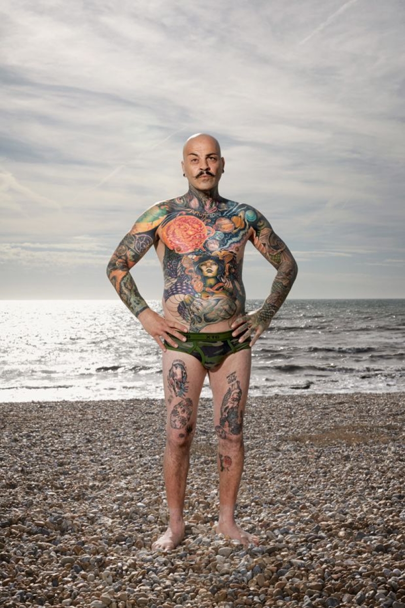 Reyes desnudos de los tatuajes