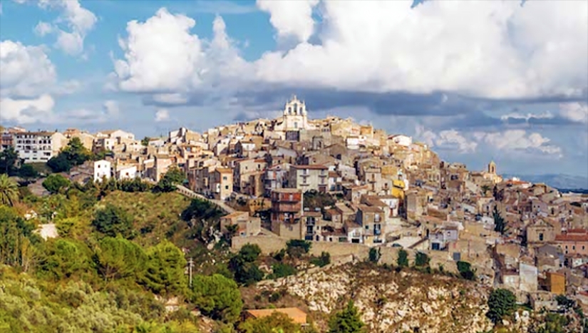 Right now in Sicily you can buy one of 100 houses for just 1 euro