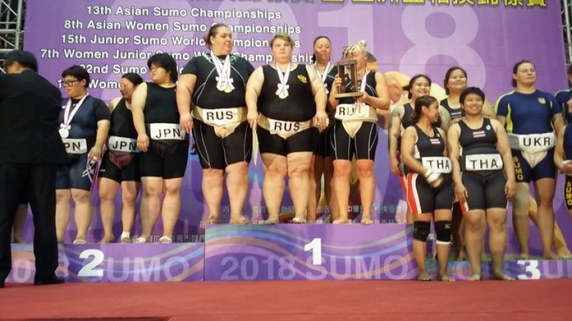 Rusia ganó el Campeonato Mundial de Sumo Rusia ganó el Campeonato Mundial de Sumo