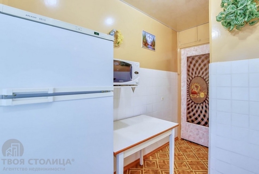 Saludos desde los años 90! El apartamento en venta en Minsk tocó a los networkers Saludos desde los años 90! El apartamento en venta en Minsk tocó a los networkers