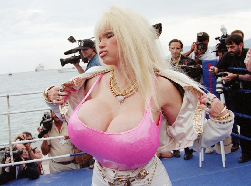 Sasha Grey and 5 other porn actresses who have become real stars