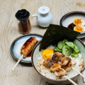 Scrambled eggs for a dollar or elite eggs for 89 dollars: what to choose for breakfast in Tokyo?