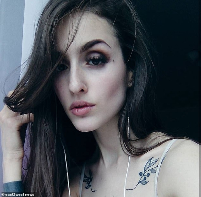 Se calmó y casi descansó: la modelo rusa bebió metanfetamina antes del vuelo y casi muere