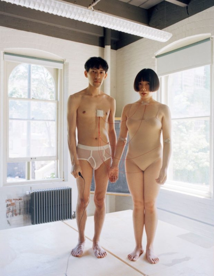 "Sé mi apoyo, por favor": historia fotográfica del desarrollo de la relación entre domina y su esclava