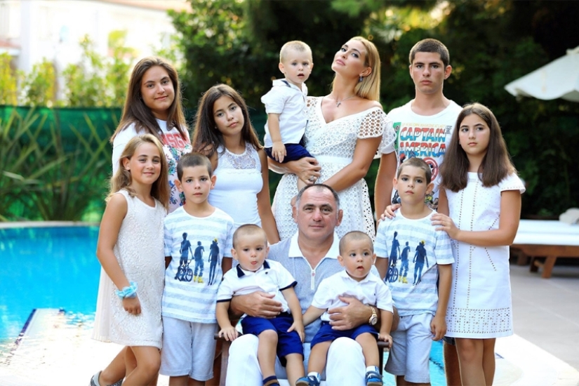 Secretos de belleza de Victoria Jatieva — esposa del alcalde de Vladikavkaz y madre de 10 hijos
