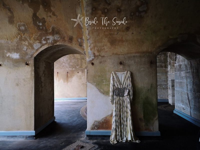 See how 11 photographers told the story of one dress