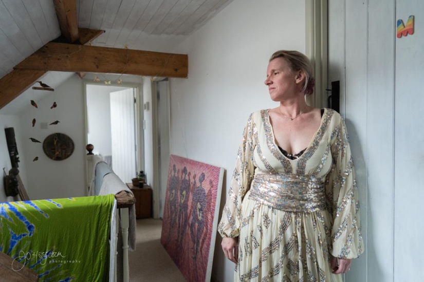 See how 11 photographers told the story of one dress