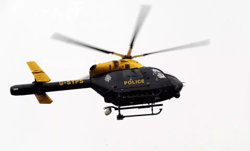 Sexual espionage: A police officer used a service helicopter to film a nude model in her garden Sexual espionage: A police officer used a service helicopter to film a nude model in her garden