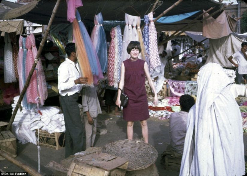 Short skirts, roadside picnics and smiling children — what was Afghanistan like before the Taliban