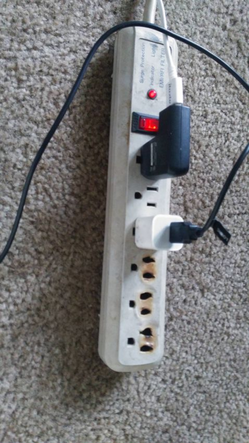 Shots that will make a normal IT specialist shudder with horror Shots that will make a normal IT specialist shudder with horror