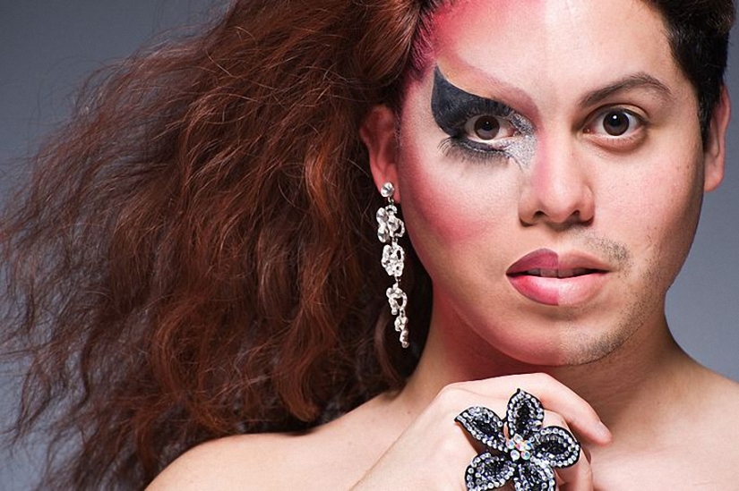 Show your face: Divas travestis con y sin maquillaje en el proyecto de Leland Bobb
