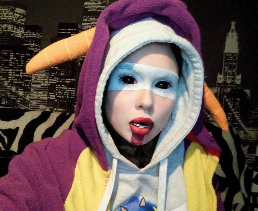 Siberian student turns into 50 Cent, Avatar, Jackson, and anyone else