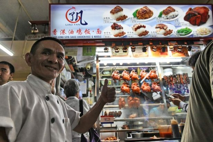 Singapore street food vendor gets Michelin star