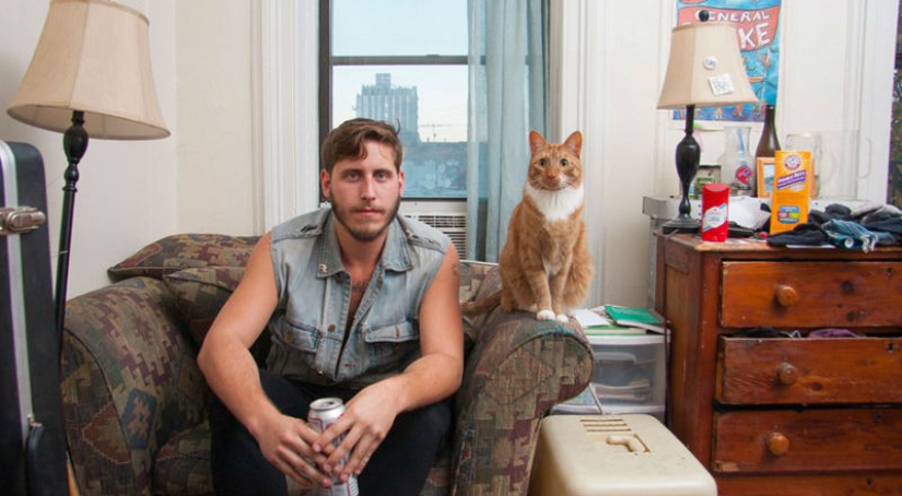 Single men and their cats Single men and their cats