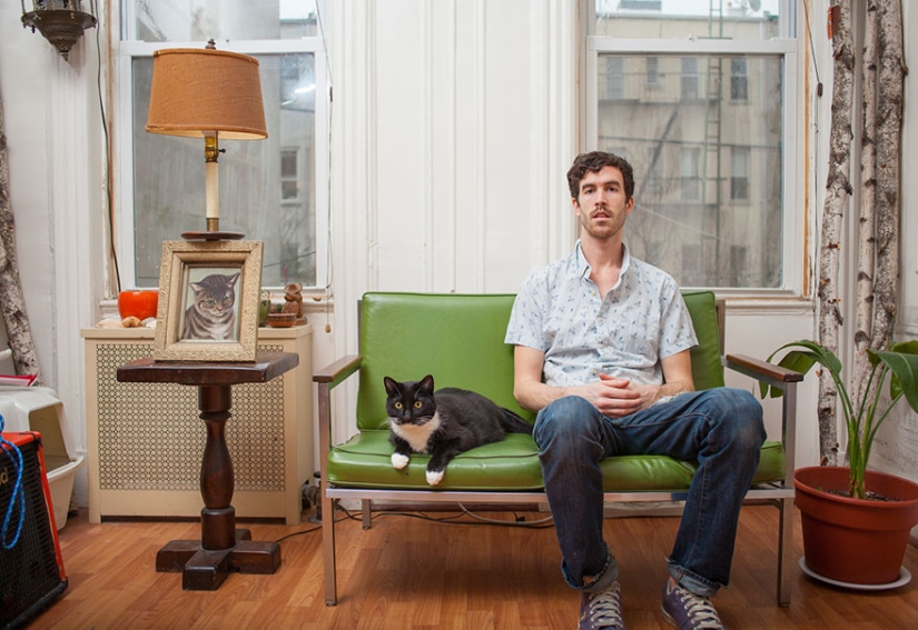 Single men and their cats Single men and their cats