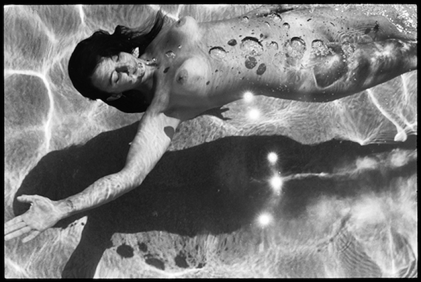 Skinny dipping: the beauty of the naked body by Deanna Templeton Skinny dipping: the beauty of the naked body by Deanna Templeton