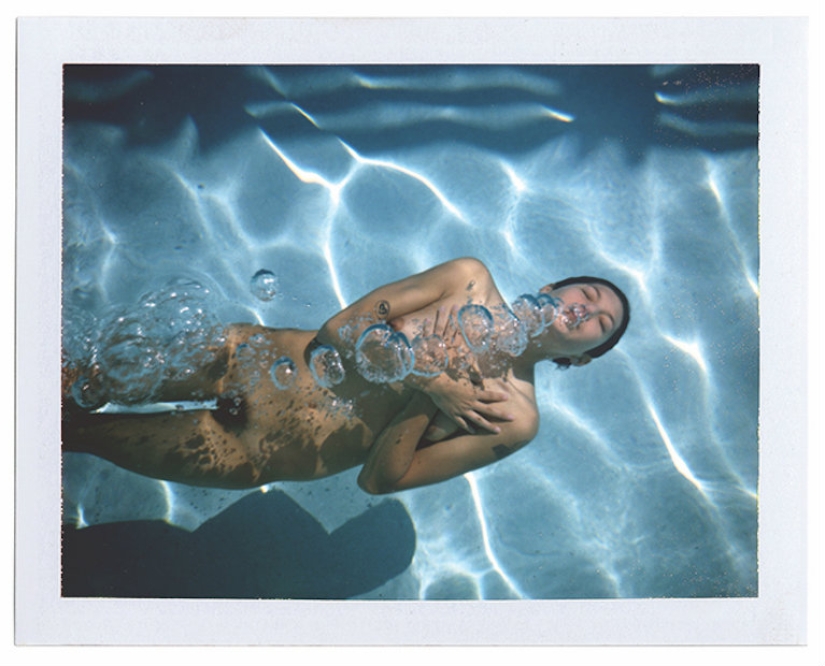 Skinny dipping: the beauty of the naked body by Deanna Templeton Skinny dipping: the beauty of the naked body by Deanna Templeton