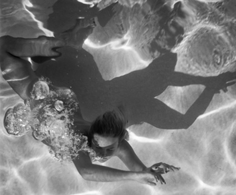 Skinny dipping: the beauty of the naked body by Deanna Templeton Skinny dipping: the beauty of the naked body by Deanna Templeton