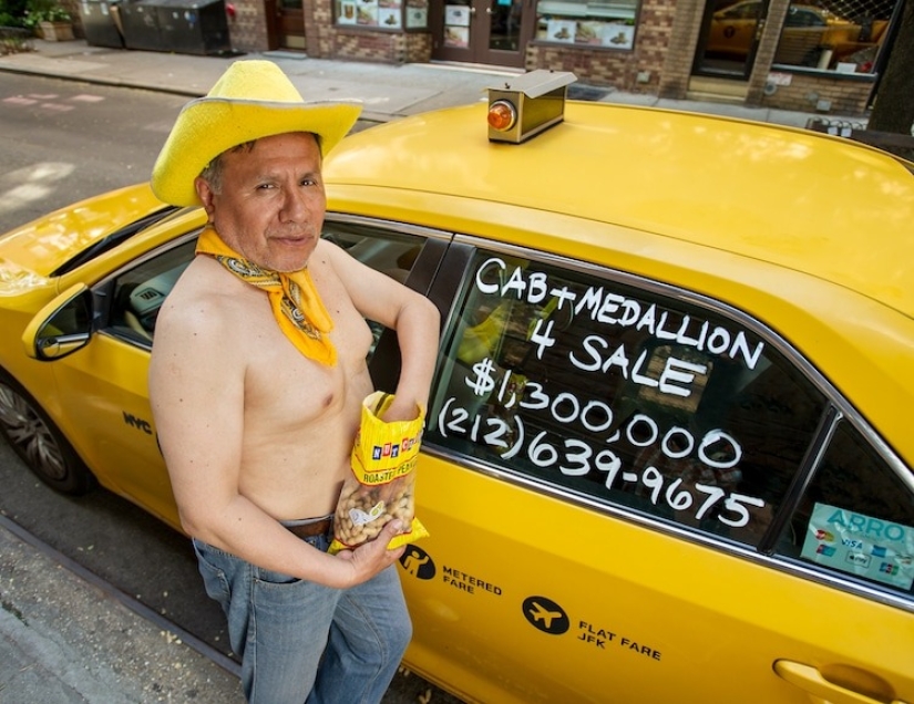 Smile, Chief! An unusual calendar with photos of New York taxi drivers is already on sale