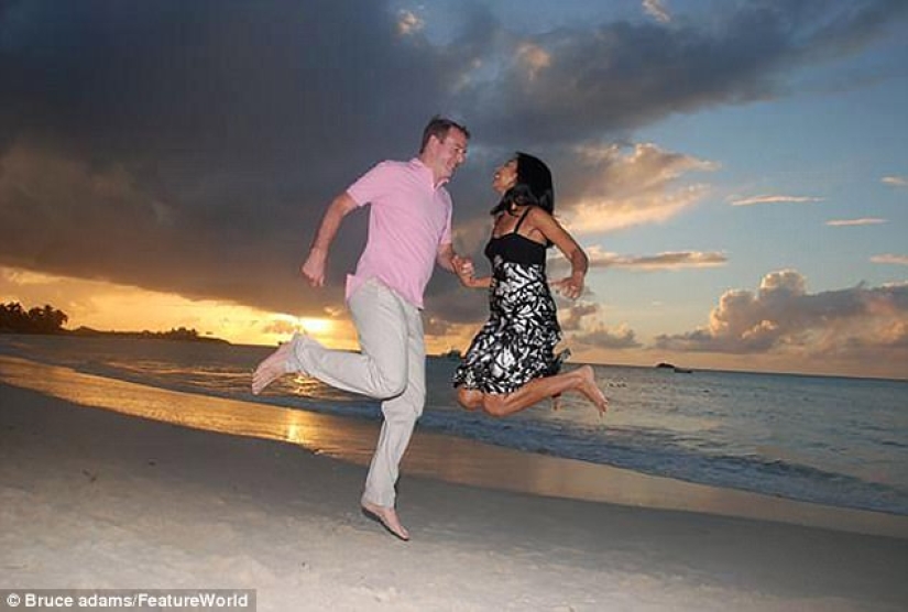 "Somos más ricos que nunca": debido a la tragedia, la pareja abandonó una vida lujosa y se convirtió en médicos "Somos más ricos que nunca": debido a la tragedia, la pareja abandonó una vida lujosa y se convirtió en médicos