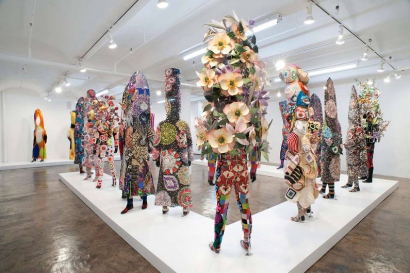 "Sound suits": a very strange hobby of Nick Cave, with which he wants to change the world