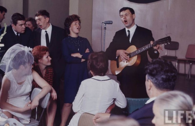Soviet youth in 1967: photos of LIFE magazine Soviet youth in 1967: photos of LIFE magazine