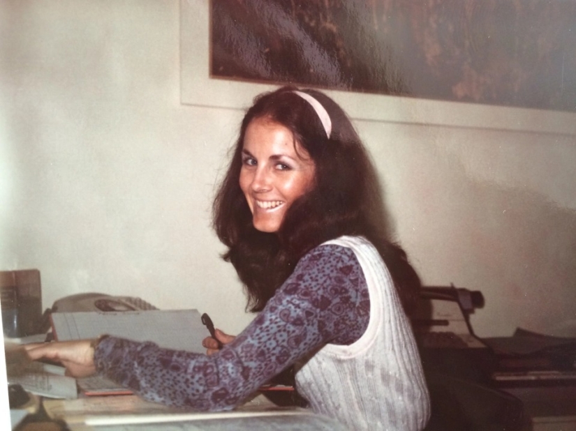 "Soy fea y ningún maquillaje ayuda": cómo la apariencia poco atractiva ha arruinado la vida de una mujer "Soy fea y ningún maquillaje ayuda": cómo la apariencia poco atractiva ha arruinado la vida de una mujer