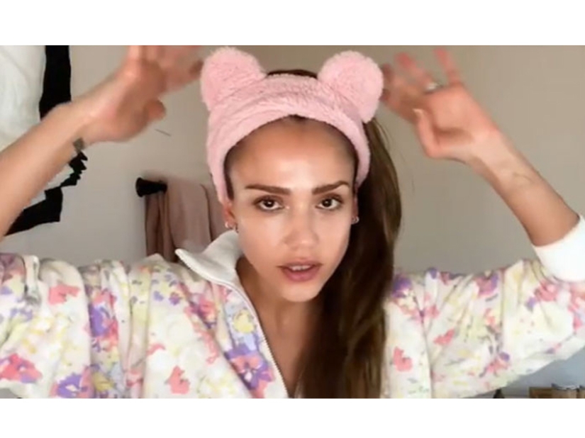 Stars on the couch: pictures of celebrities during self-isolation